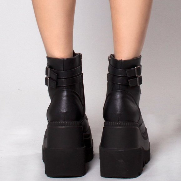 Damage Control Platform Boots - Picture 3 of 6